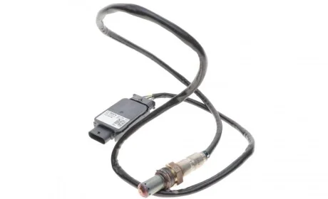 Датчик оксидов азота (NOx) BMW 3 (F30/F80/G20/G80/G28)/5 (G30/F90)/7 (G11/G12) 11- B47/B57/N47/N57 BOSCH 0281008502
