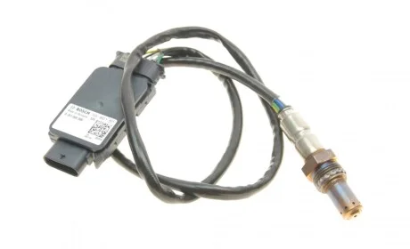 Датчик оксидов азота (NOx) Audi A3/Q2/Skoda Karoq/Octavia/VW Golf VII 12- BOSCH 0 281 008 800