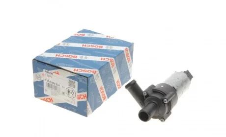 Насос системы охлаждения (дополнительный) VW LT/T4/VW Golf/VW Passat B3/B4/B5 (электр.) BOSCH 0 392 020 024