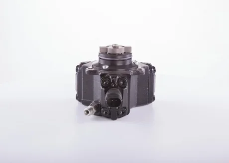 Топливный насос common rail BOSCH 0445010272