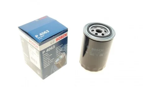 Фильтр масляный Toyota Land Cruiser 2.4D/3.4D/4.2/4.5 24V 75- BOSCH 0 451 104 063