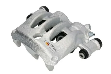 Суппорт передний BOSCH 0 986 135 019