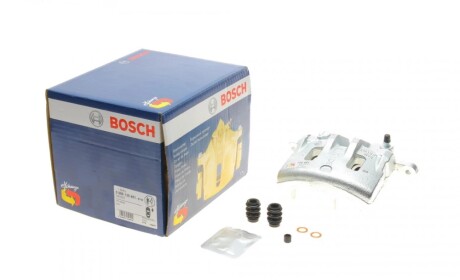 СУПОРТ ПЕРЕДНIЙ ПРАВИЙ BOSCH 0 986 135 481