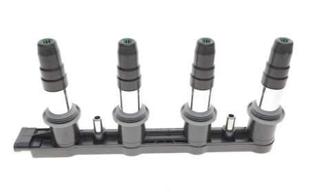 Котушка запалювання Chevrolet Aveo/Cruze 1.4-1.8 08- BOSCH 098622A211