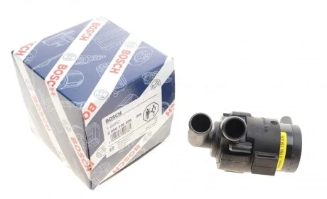 Насос системы охлаждения (дополнительный) VW T5/T6 2.0 TDI 03-19 BOSCH 0 986 338 406