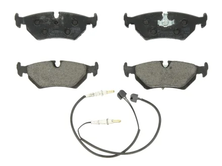 Колодки тормозные (задние) Citroen Evasion/Fiat Ulysse/Lancia Zeta/Peugeot 806 94-02 (+датчики) BOSCH 0986424027