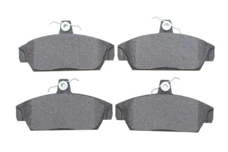 Колодки тормозные (передние) Lada Samara 95-06/Rover 100 90-98 BOSCH 0986424092