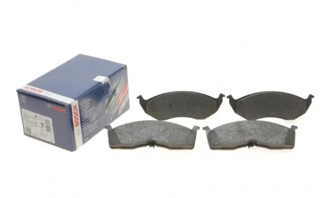 Колодки тормозные (передние) Chrysler Neon 94-06/Voyager/Grand Voyager III/Dodge Caravan 95-01 BOSCH 0986424363