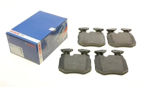 Колодки тормозные (передние) BMW 3 (G20,G21)/5 (G30,G31)/7 (G11,12)/X5 (G05)/X6 (G06) 17- BOSCH 0 986 424 431