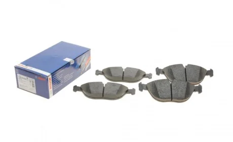 Колодки тормозные (передние) Audi A8/BMW 7 (E38)/VW Golf IV 94- BOSCH 0 986 424 649