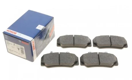 Колодки тормозные (передние) Volvo 740/760/780/940/960 -98 BOSCH 0 986 460 961