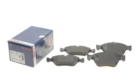 Колодки тормозные (передние) Opel Omega B 94-00/Vectra A 93-95/Saab 900 93-98 BOSCH 0 986 461 129