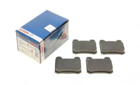 Колодки тормозные (задние) MB C-class (W202/S202)/E-class (W124/S124/C124) 93-00/MB 100 (W201) 85-93 BOSCH 0 986 466 871