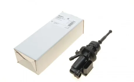 Циліндр зчеплення (головний) Audi A3/Skoda Octavia 03-/SuperB/Yeti 08-17/VW Caddy/Golf/Touran 03- BOSCH 0 986 486 153