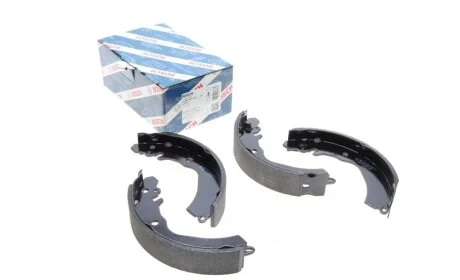 Колодки тормозные (задние) Mitsubishi Lancer/Colt/Galant 98-03 (барабанные) (203.2x36) BOSCH 0 986 487 451