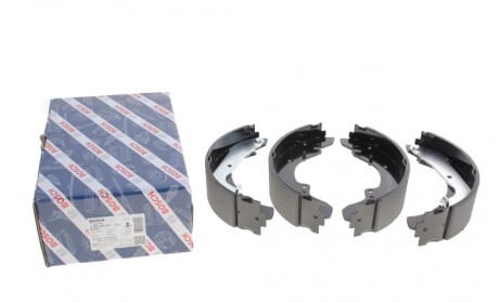 Колодки гальмівні барабанні BOSCH 0 986 487 547