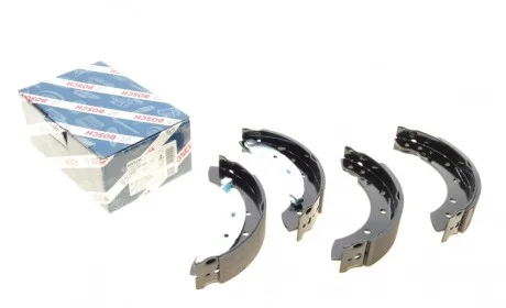 Колодки тормозные (задние) Peugeot 106/206/306/Renault Clio/Laguna 93- (барабанные) (203.2x38) BOSCH 0 986 487 585