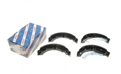 Колодки тормозные (задние) Smart ForFour 04-06/Mitsubishi Colt 04-12 (барабанные) (203.2x38) BOSCH 0 986 487 746