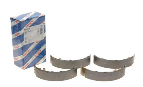 Колодки тормозные (задние) Ford Mondeo 93-00 (барабанные) (203x38.4) BOSCH 0 986 487 832