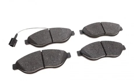 Колодки тормозные (передние) Citroen Jumper/Fiat Ducato/Peugeot Boxer 06- (+датчик) BOSCH 0 986 494 111