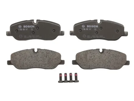 Колодки тормозные (передние) Land Rover Discovery III/IV 04-18/Range Rover III 02-12/Sport I 05-13 BOSCH 0986494147