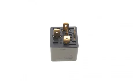 Реле многофункциональное (12V) MB Sprinter/Vito (W638) -06 BOSCH 0986AH0251