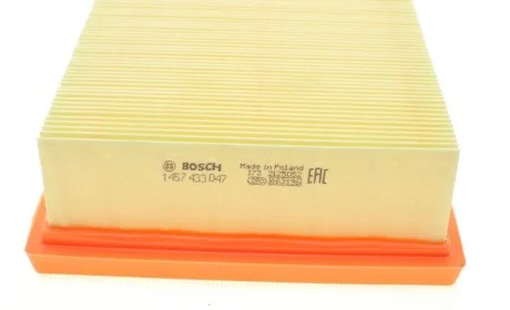 Фильтр воздушный Ford Mondeo 1.8-3.0 99-07 BOSCH 1 457 433 047