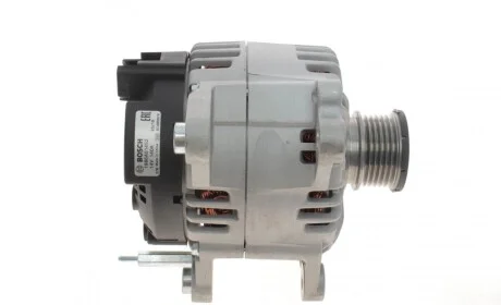 Генератор VW Amarok/Crafter/T5/T6 2.0 TDI 11-19 (14V/140A) BOSCH 1 986 A01 452