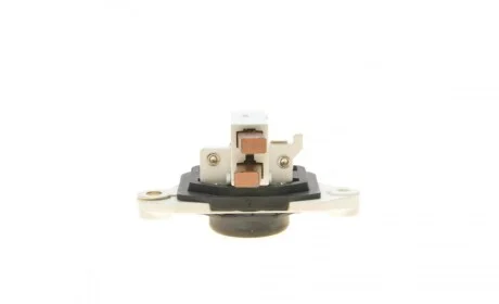 Реле генератора (28V) Daf 85/95/Man Em/F2000 BOSCH 1 986 AE0 007