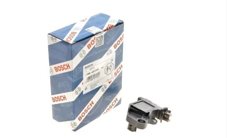 Реле генератора (14.5V) Renault Logan/Clio 06- BOSCH 1 986 AE0 025