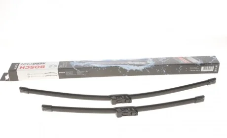 Щітки склоочисника (600/450мм) VW Caddy 06- Aerotwin (безкаркасна) BOSCH 3 397 007 187