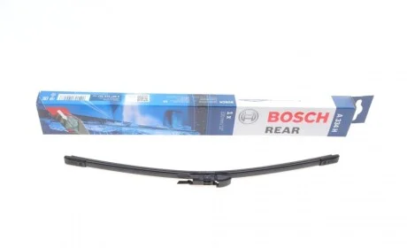Щітка склоочисника (задня) (330mm) MB CLA (X117)/CLS (X218) 12-18/BMW X1 (E84/F48) 09- BOSCH 3 397 016 387