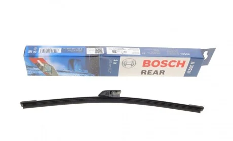 Щетка стеклоочистителя (задняя) (300mm) Hyundai Santa Fe IV/Kia Ceed 18- BOSCH 3 397 016 552