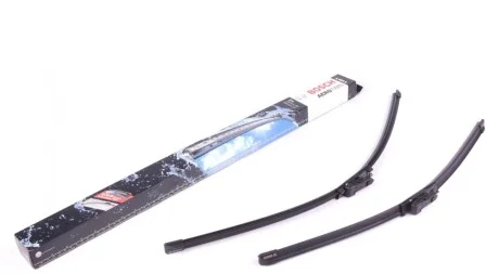 Щетки стеклоочистителя (700/600mm) Opel Astra K 15-/ Citroen C4 04-11 BOSCH 3 397 118 965