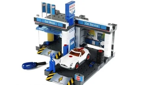 Игрушечная станция технического обслуживания с автомойкой Bosch Car Service BOSCH 8647