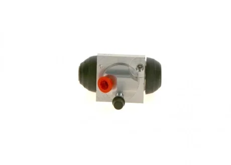 Тормозной цилиндр BOSCH F026002018