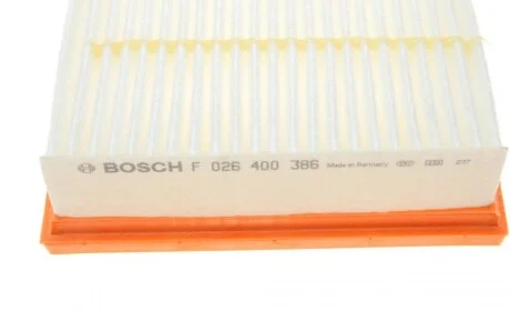 Фильтр воздушный Renault Scenic III/Megane III 2.0 CVT 09- BOSCH F 026 400 386