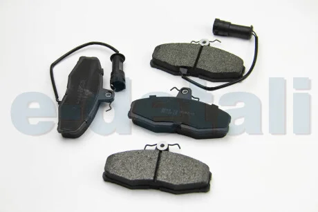 Тормозные колодки пер. Ford Sierra 82-93 (Lucas) BREMSI BP2209
