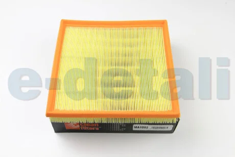 Фильтр воздушный BMW 3 (E36) 1.6/1.8i CLEAN FILTERS MA1092