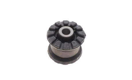 Сайлентблок важеля (переднього/знизу) Audi 80/90 -94/VW Passat -88 CORTECO 21652144