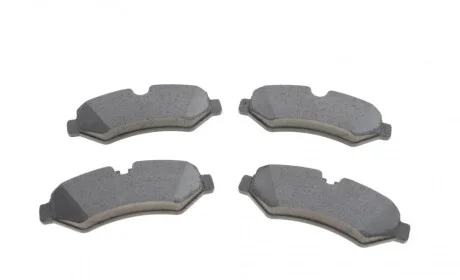 Колодки гальмівні (задні) MB Sprinter (907,910) 211-519 CDI 18- (Brembo) Delphi LP3549