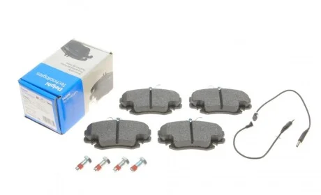 Колодки гальмівні (передні) Dacia Logan 04-/Renault Symbol/Clio/Megane/Peugeot 309 (з датчиком) (TRW) Delphi LP885