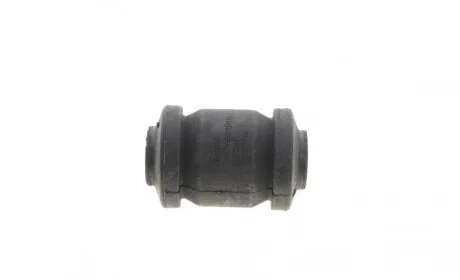 Сайлентблок рычага (переднего/снизу/спереди) Toyota Yaris 99-05 Delphi TD374W