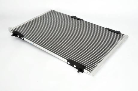Радиатор кондиционера Delphi TSP0225617 (фото 1)