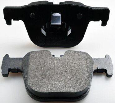 Дискові гальмівні колодки, компл. (GDB1937 C2B028ABE FDB4687 1493.00) (реальному покупцю суттєва знижка!) Denckermann B111320