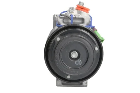 Компрессор кондиционера DENSO DCP02004