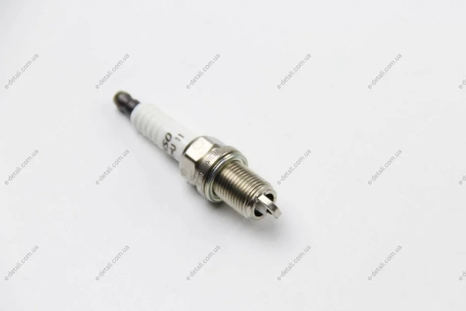 Свеча зажигания Denso Standard DENSO Q20R-U11 (фото 1)