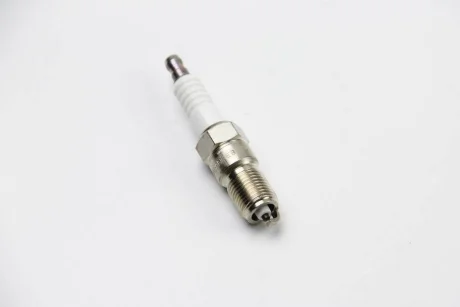 Свеча зажигания Denso Standard T16EPR-U DENSO T16EPRU