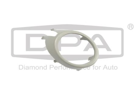 Рамка противотуманной фары правая Audi A4 (04-08) DPA 88070063502