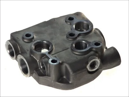 Головка блока цилиндров DT 4.60875